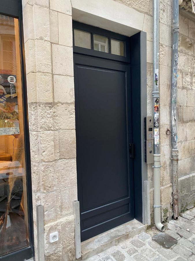 Joli Petit Nid Douillet En Centre Ville La Rochelle  Exterior photo